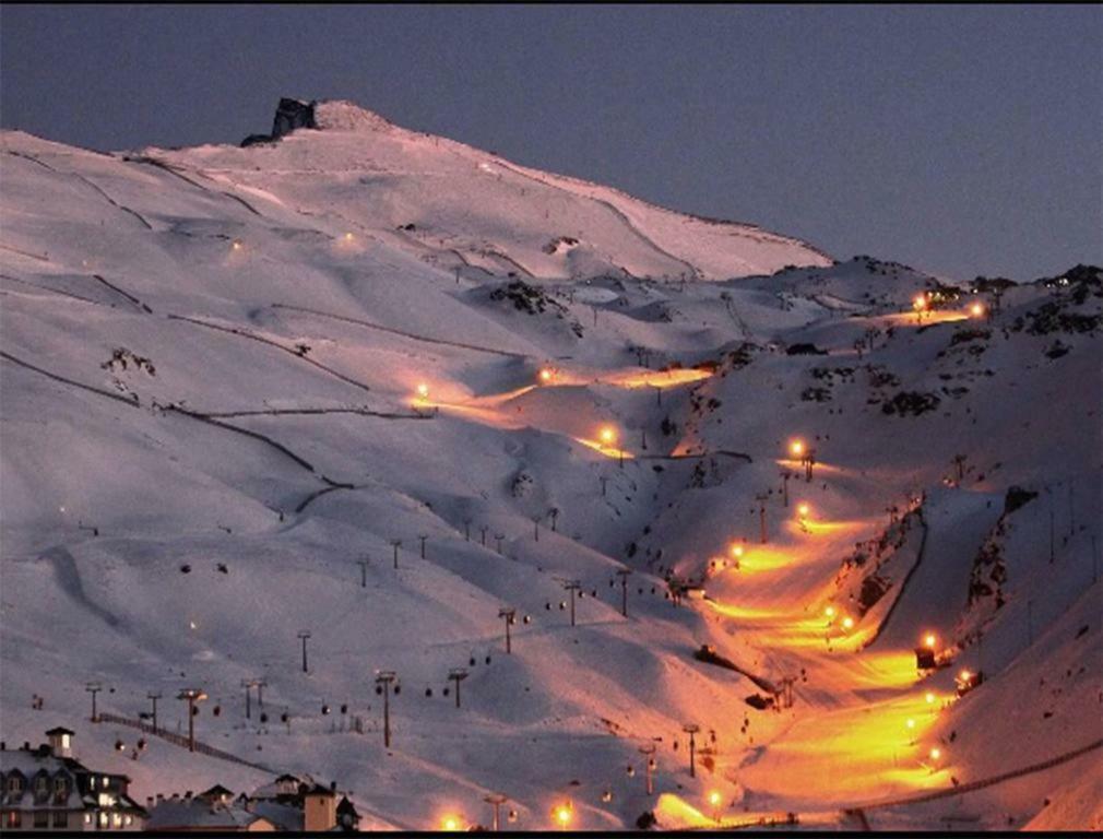Apartamento Edificio Serraneu. Sierra Nevada. Granada Экстерьер фото